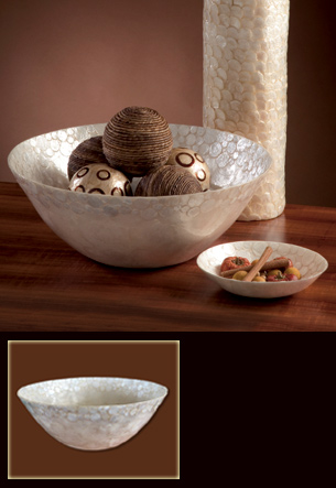 Large Round Bowl, Capiz Medallions - Natural